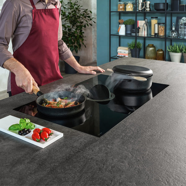 NikolaTesla Switch von Elica in Schwarz