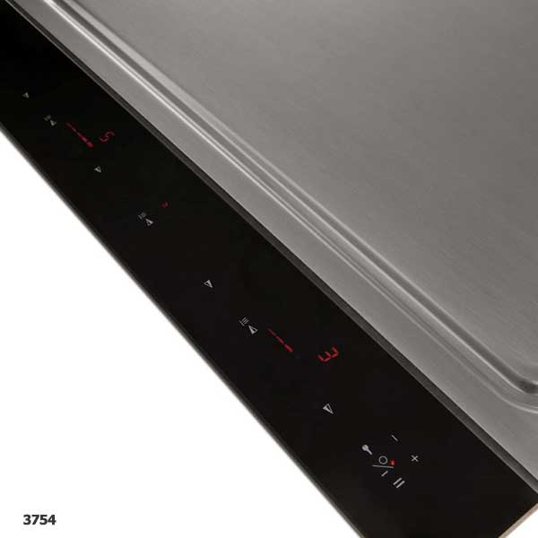 Novy Domino Induktionskochfeld mit verschiedenen Elementen